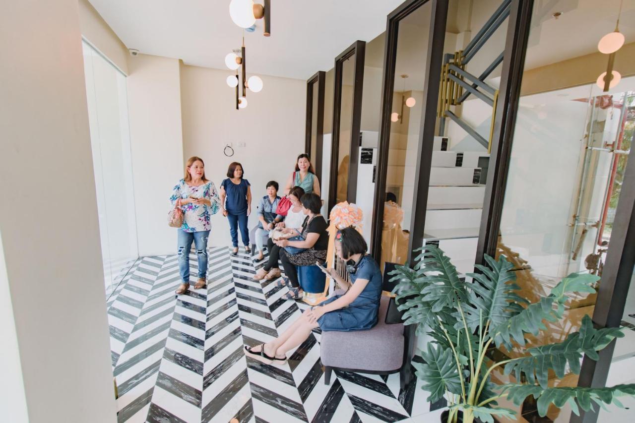 Crevice Hotel Davao Zewnętrze zdjęcie