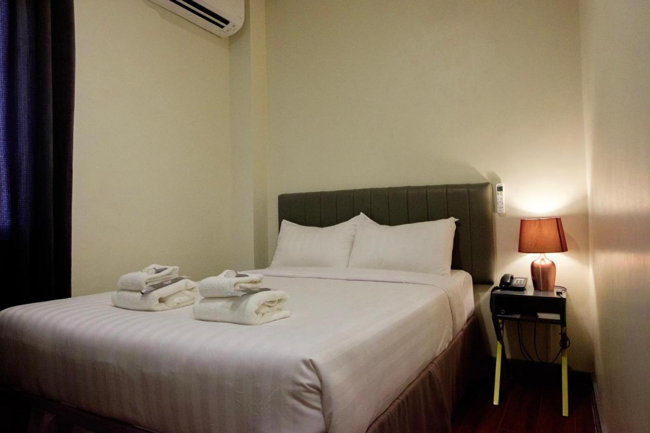 Crevice Hotel Davao Zewnętrze zdjęcie