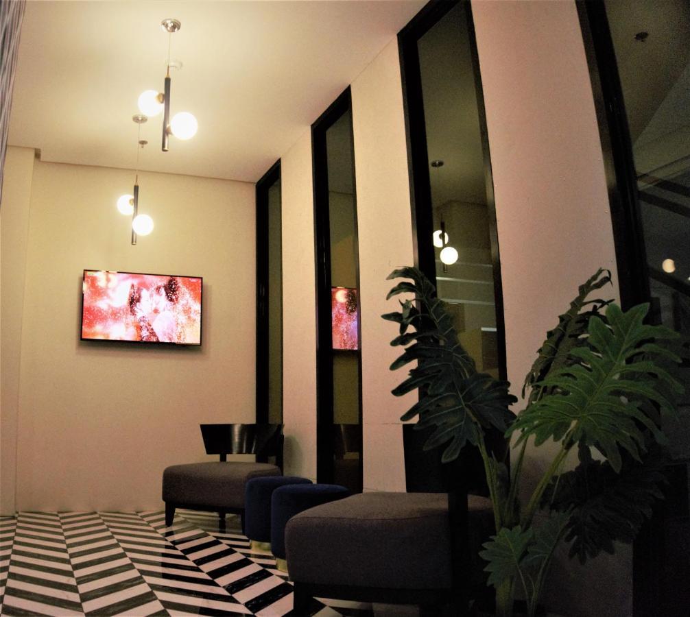 Crevice Hotel Davao Zewnętrze zdjęcie